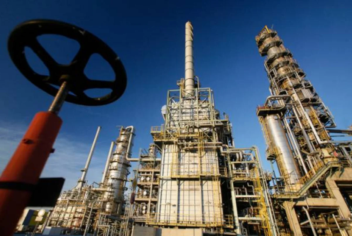 Germany seeks to wean itself off Russian coal, oil imports