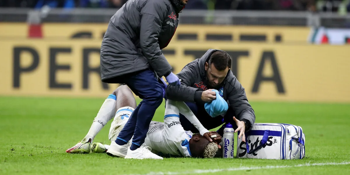 Napolinin bombardiri 3 ay oynamayacaq