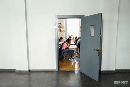 II və III ixtisas qruplarının abituriyentləri üçün qəbul imtahanı keçirilib - FOTO