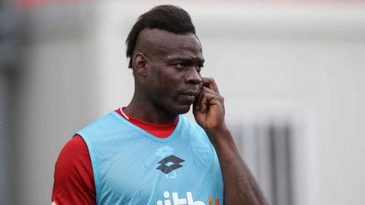 Mario Balotelli karyerasını Bolqarıstanda davam etdirəcək