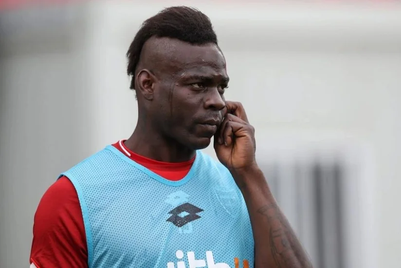 Mario Balotelli karyerasını Bolqarıstanda davam etdirəcək