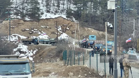 Xankəndi-Laçın yolunda sülhməramlıların 54 avtomobili maneəsiz keçib - YENİLƏNİB-8
