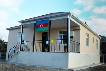 Daha 64 şəhid ailəsi və Qarabağ müharibəsi əlili evlə təmin olundu