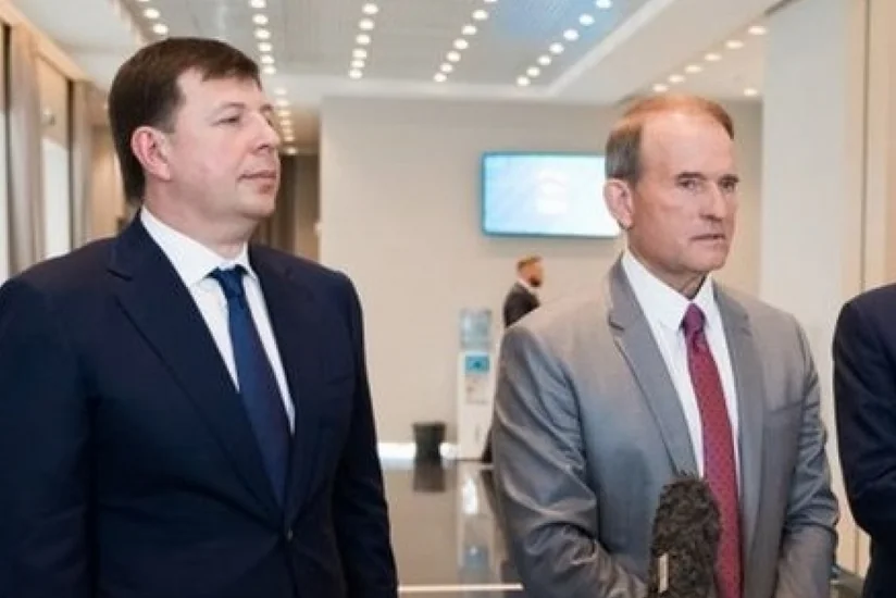 В Украине арестовано движимое и недвижимое имущество родственников Медведчука и Козака