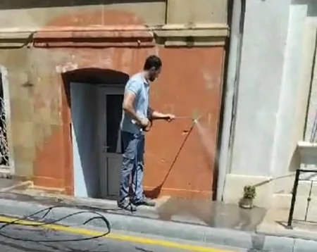 Bakıda tarixi abidəyə edilən müdaxilənin qarşısı alınıb