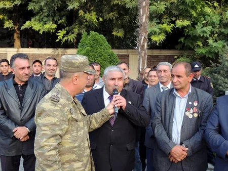 Aprel döyüşçülərinin bir qrupu ehtiyata buraxılıb