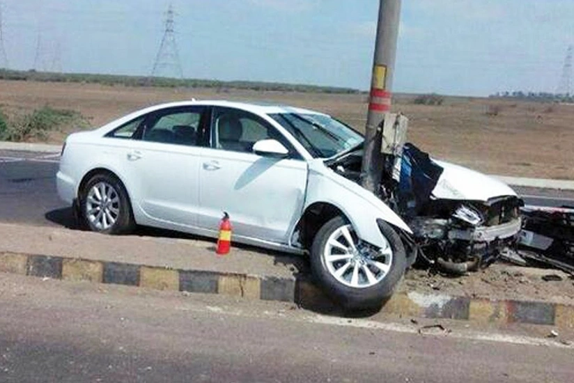 Qaradağda yol qəzası baş verib, 1 nəfər ölüb, 2-si yaralanıb