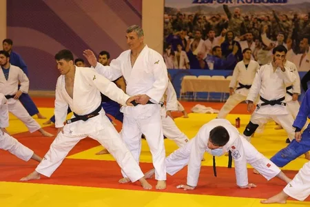 Azərbaycan Cüdo Federasiyasının prezidenti yığmanın məşqini izləyib