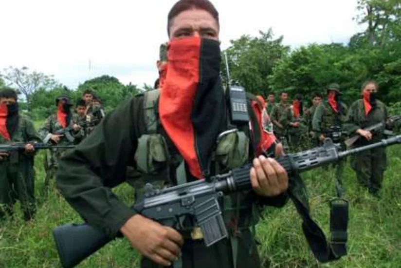 Kolumbiyada terrorçu təşkilatın rəhbəri və 3 əlaltısı öldürülüb