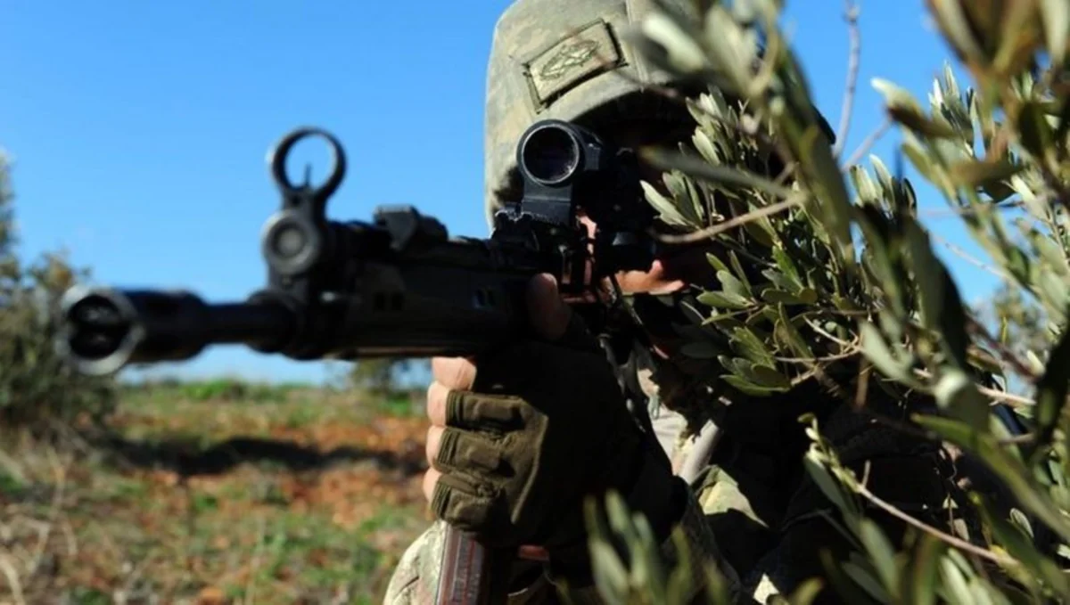 Türkiyə hərbçiləri Suriyada terrorçuları zərərsizləşdirib