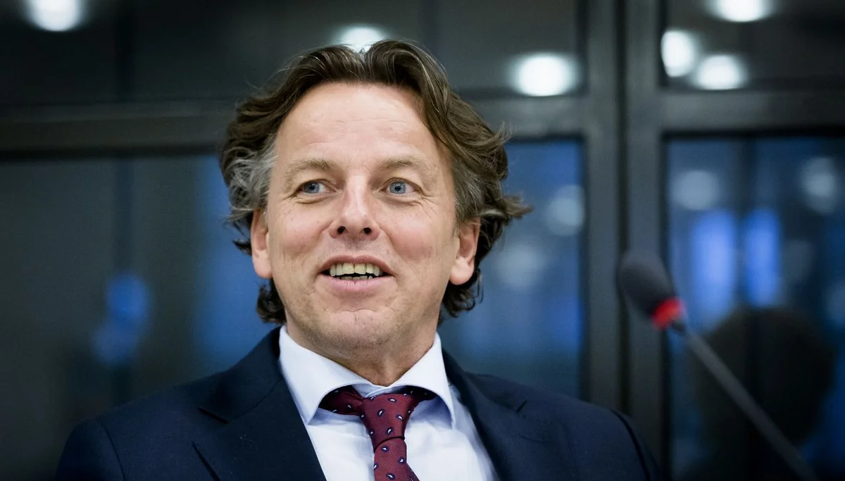 Dutch FM summons Russian and Iranian ambassadors for situation in Aleppo