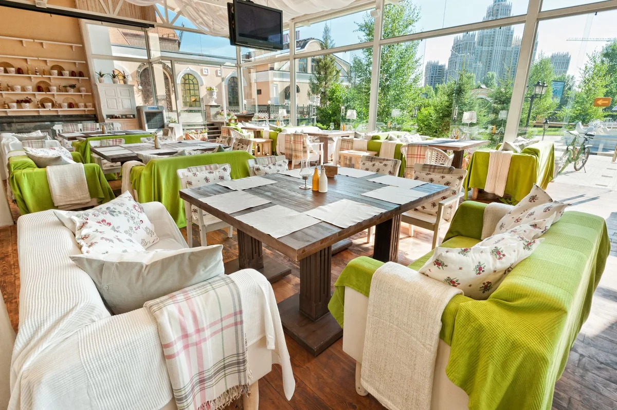 Kafe və restoranlarla bağlı qadağalar açıqlanıb