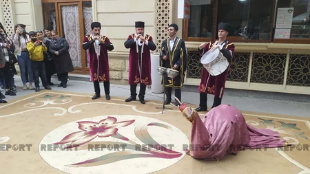 Gəncədə Nizami Gəncəvinin 880 illik yubileyi münasibətilə tədbir keçirilib