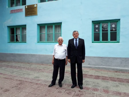 Azərbaycan səfiri Gürcüstanın Azərbaycandilli məktəbinə baş çəkib