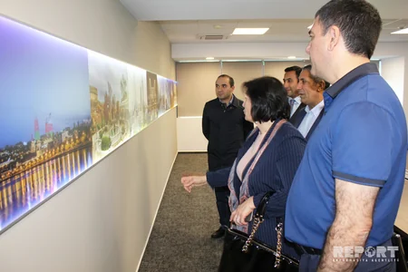 Azerbaijani lawmakers visit SOCAR Petroleum SA office and SOCAR's filling station in Bucharest
