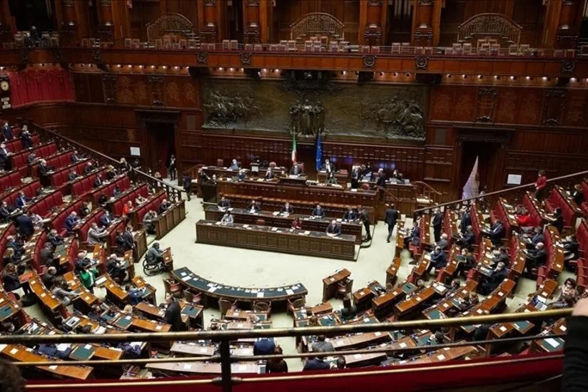 İtaliyada növbədənkənar parlament seçkiləri sentyabrda keçiriləcək