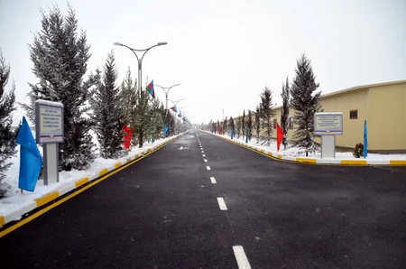 Состоялось открытие нового военного городка в прифронтовой зоне