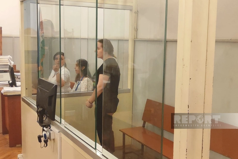 Bakıda dələduzluqda təqsirləndirilən falçının məhkəməsi başlayıb