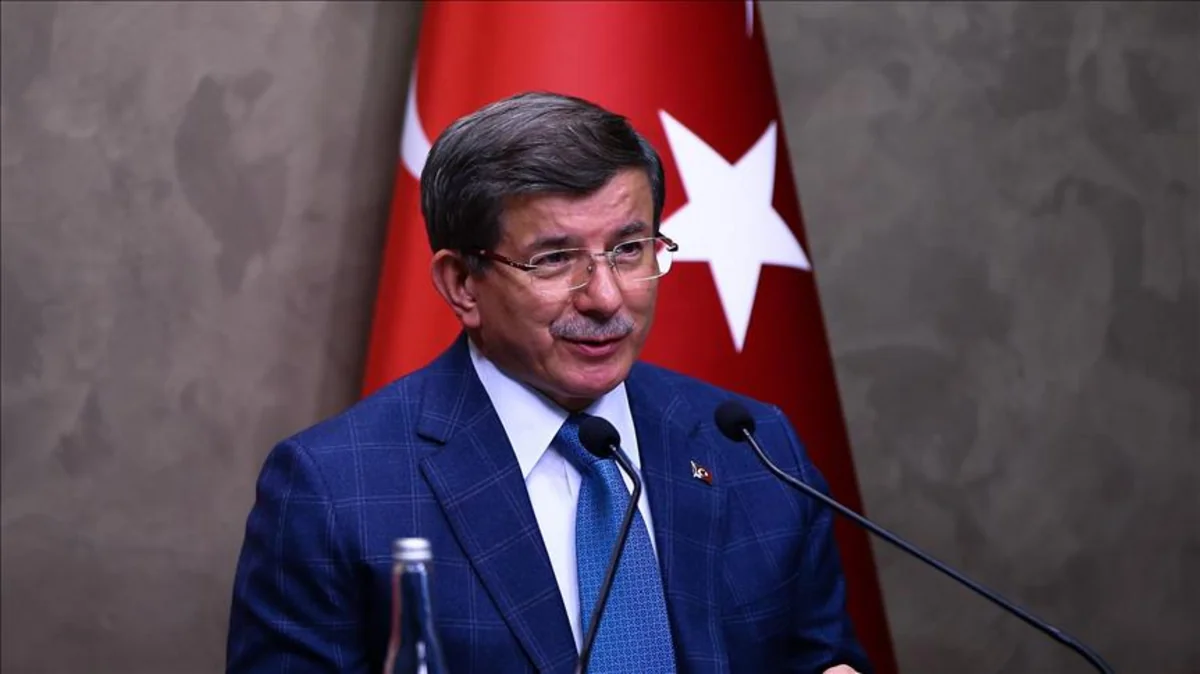 Əhməd Davudoğlu Strasburqa səfər edib