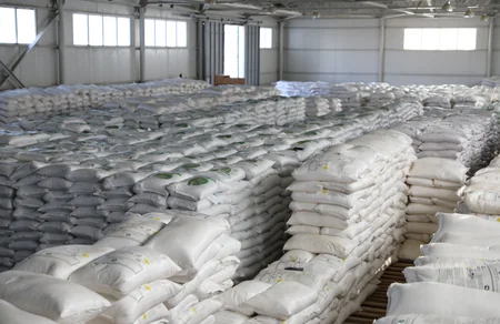 Azərbaycanda mineral gübrələrin səyyar satışına başlanılıb