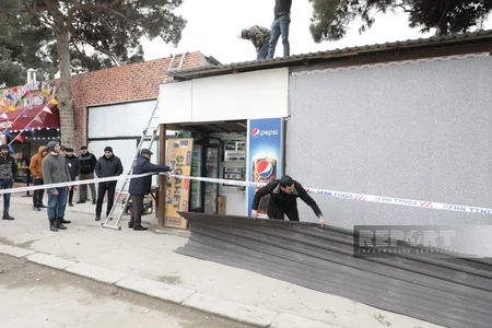 FHN əməkdaşları Binədə qanunsuz tikilmiş obyekti sökür - YENİLƏNİB