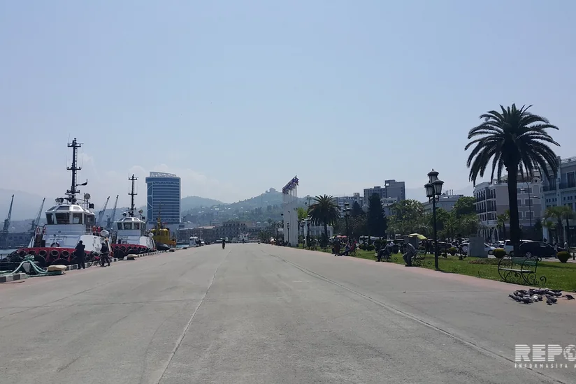 Batumi: Qara dənizin incisi, qeyri-adi memarlıq abidələri və istirahət şəhəri - REPORTAJ