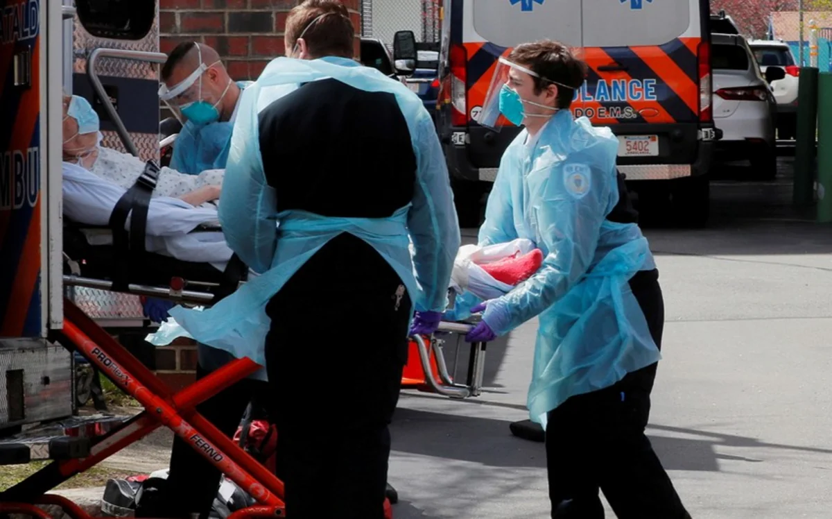 US sees almost 68,000 new COVID cases