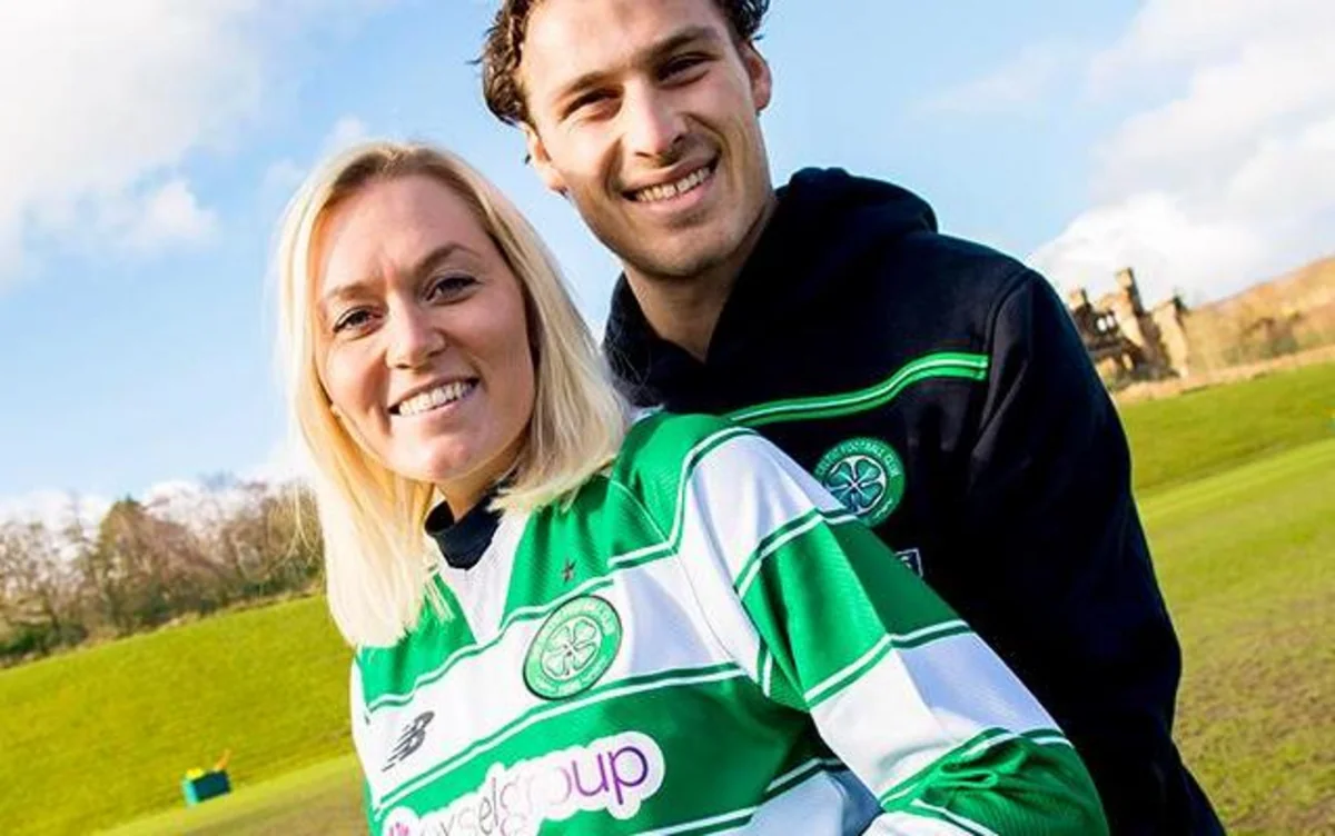 ​Seltik klubu hamilə futbolçu transfer edib