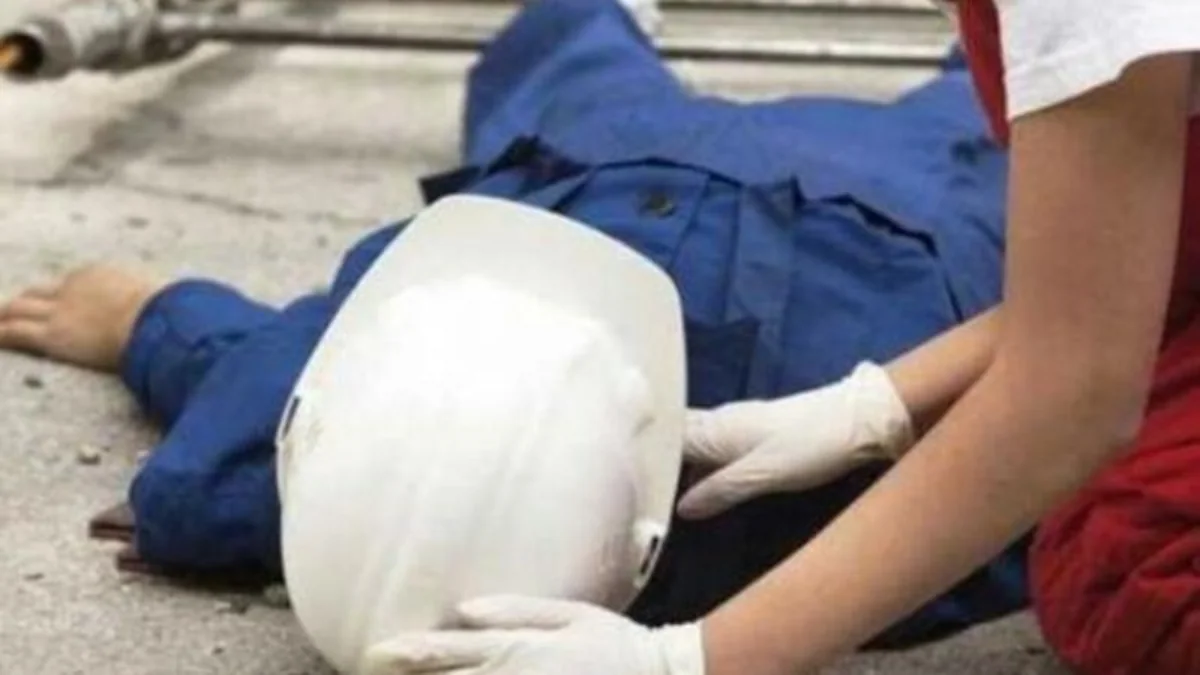 Bakıda fəhlə çoxmərtəbəli binadan yıxılaraq ölüb, cinayət işi başlanılıb