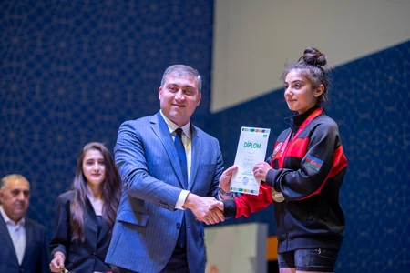 Azərbaycan birinciliyində növbəti qaliblər müəyyənləşib