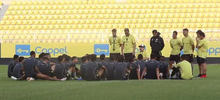 Maradona Meksika klubunda 1,7 milyon avro qazanacaq - FOTO