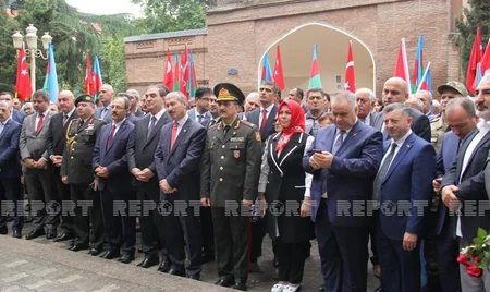 Gəncədə Qafqaz İslam Ordusunun xatirəsinə ucadılan abidənin açılışı olub