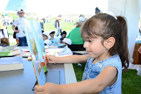 Heydər Əliyev Mərkəzinin parkında Uşaq festivalı keçirilib