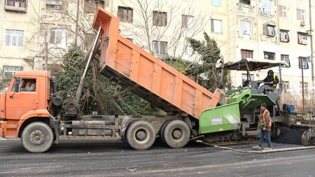 Bakıda daha bir yol əsaslı təmir edilir