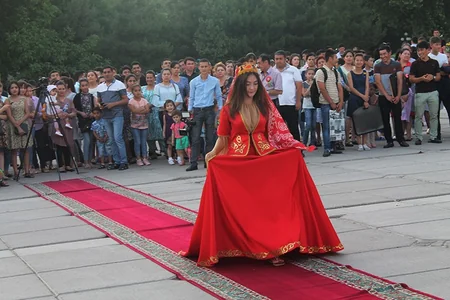 Özbəkistanda “Azərbaycan Mədəniyyəti Həftəsi”nin açılışı olub