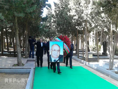 Maqsud İbrahimbəyov I Fəxri xiyabanda dəfn edilib