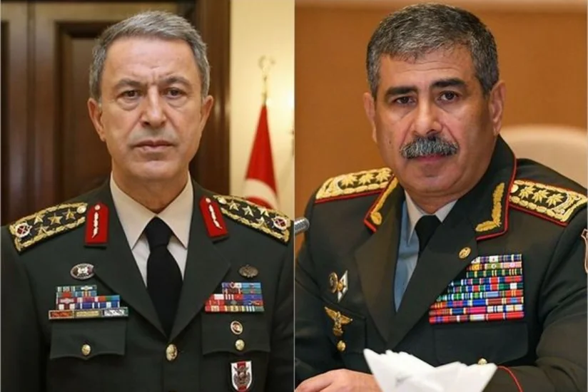 Министр обороны Азербайджана выразил соболезнования турецкому коллеге
