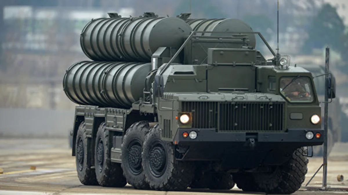 Ушаков: Вопросы поставки Турции второй партии С-400 прорабатываются