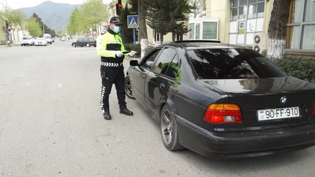 Polis Ağsuda karantini pozan 25 nəfəri cərimələdi - YENİLƏNİB - VİDEO