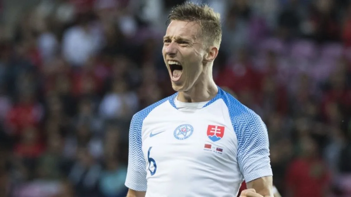Slovakiyalı futbolçu: “Azərbaycan millisinin yetərincə keyfiyyətli oyunçuları var”