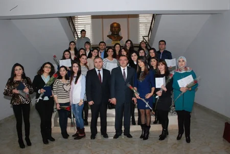 Tibb Universitetində məzun rezidentlərə həkim-mütəxəssis diplomları təqdim edilib