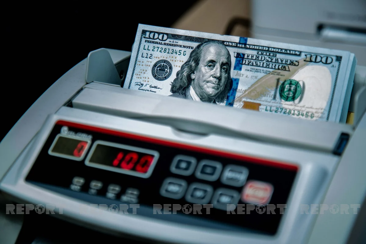 Валютные резервы ЦБА превысили 10 млрд долларов