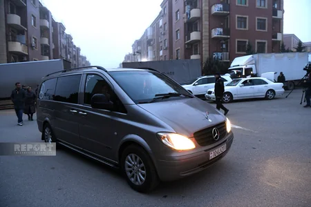 Daha bir neçə ailə Zəngilanın Ağalı kəndinə yola düşüb - YENİLƏNİB 
