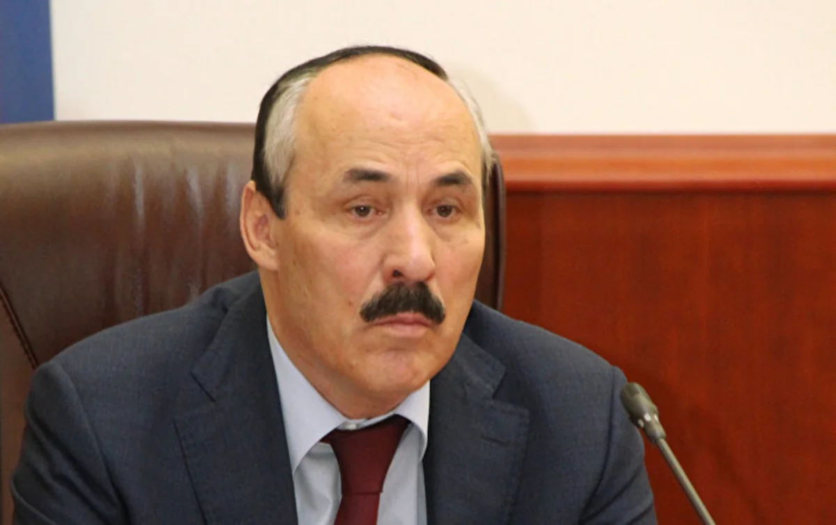Глава Дагестана Рамазан Абдулатипов написал заявление об отставке