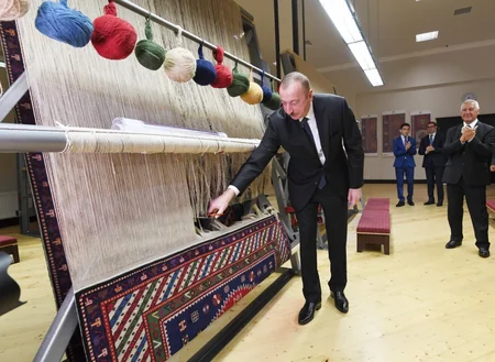 Prezident İlham Əliyev “Azərxalça” ASC-nin Xaçmaz filialının açılışında iştirak edib