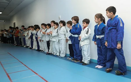 Kaspi Liseyinin Ağ şəhər filialında cüdo zalının açılışı olub