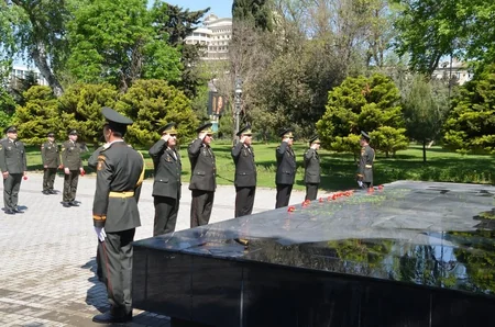 Defense Ministry officers honor memory of Great Patriotic War heroes