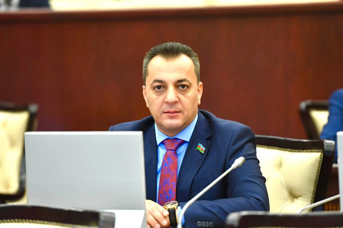 Депутат раскритиковал работу Азерсу