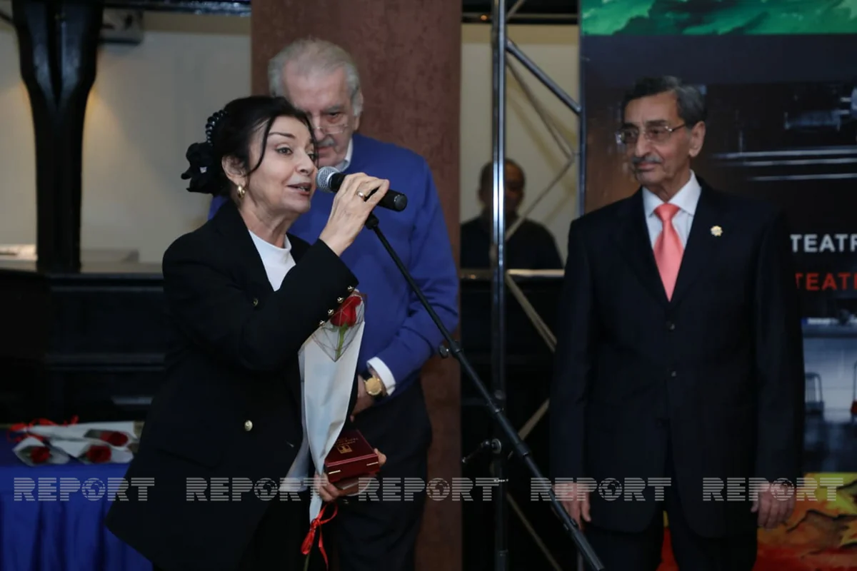 İncəsənət xadimlərinə medallar təqdim edildi