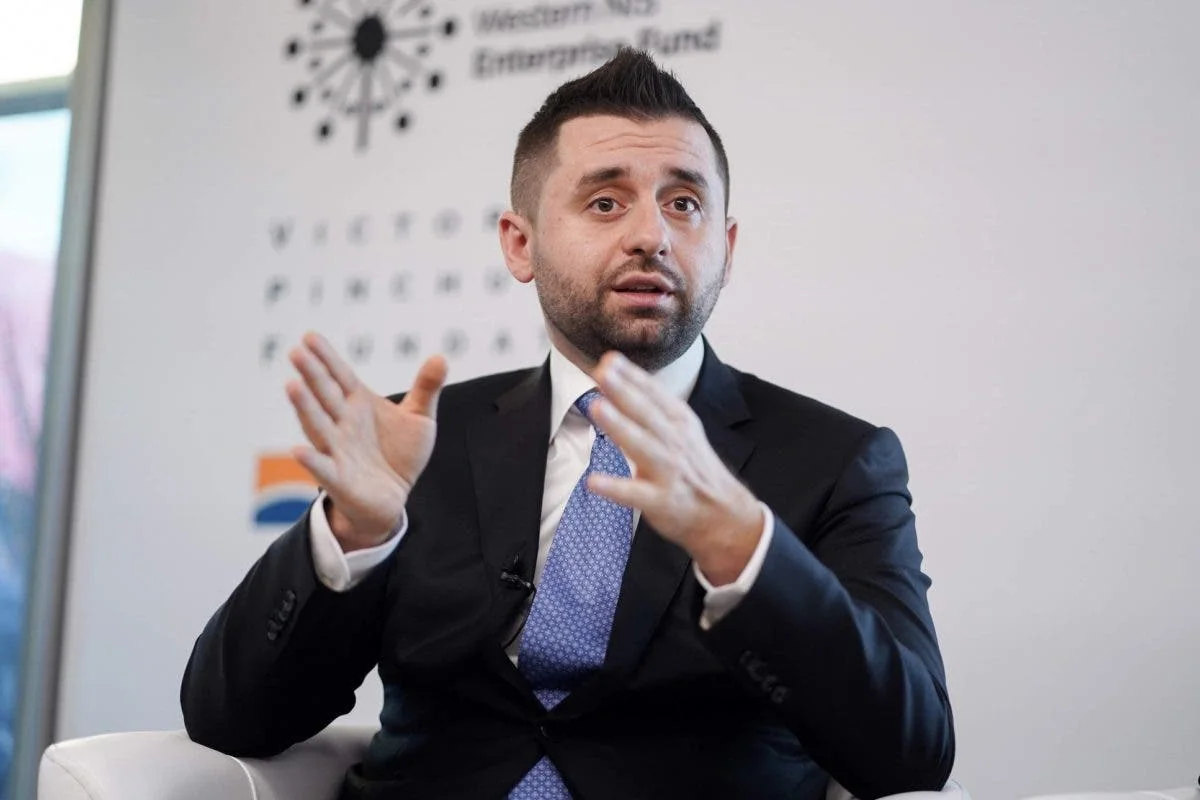 Арахамия: В седьмом пакете мы разрабатываем смарт-санкции против РФ